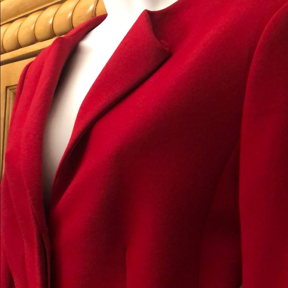 NWOT Ann Taylor red peplum blazer w hidden buttons